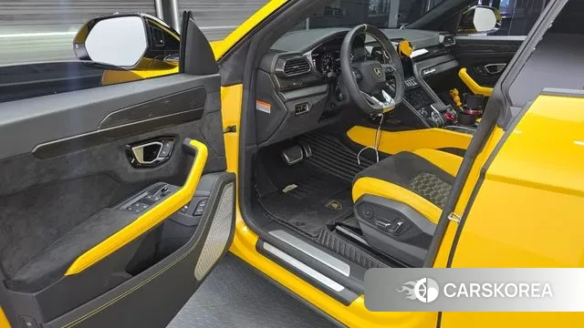 Lamborghini Urus 2022 Желтый из Кореи, фото 2