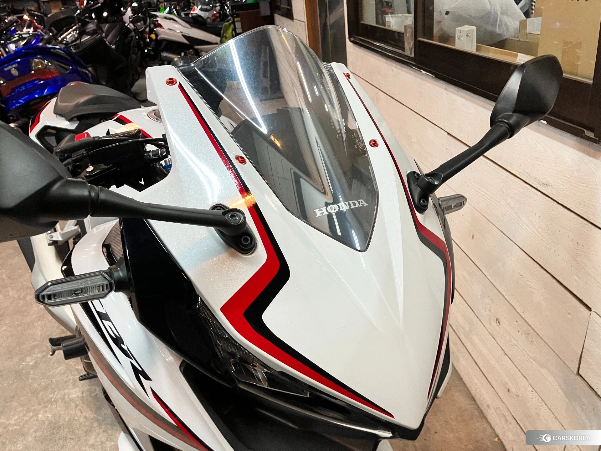 Проданный Honda CBR400R ABS 2021 из Японии, фото 4