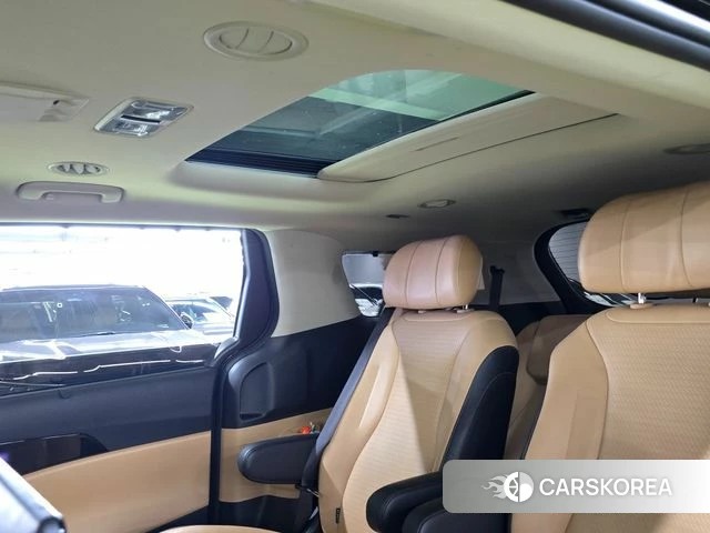 Kia Carnival 4th generation 2023 Черный из Кореи, фото 2