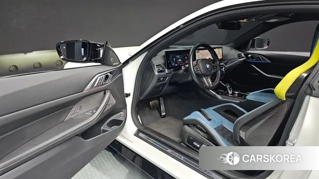 BMW M4 (G82) 2023 Белый из Кореи, фото 2