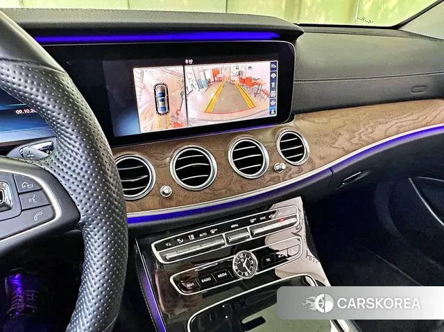 Mercedes-Benz E-Class W213 2018 Серый из Кореи, фото 2