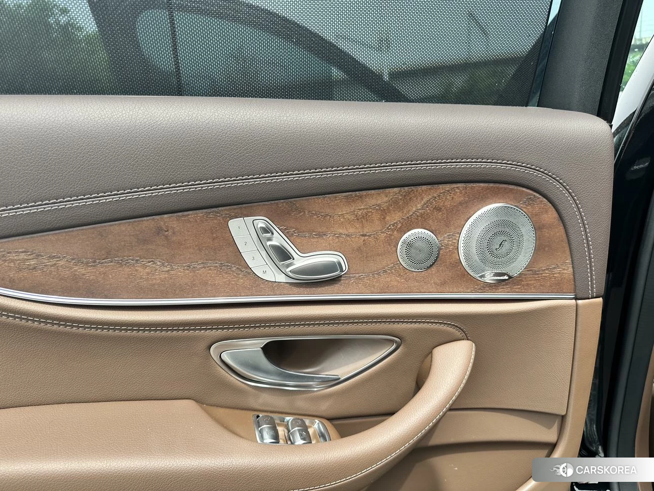 Mercedes-Benz E-class 2022 Черный из Китая, фото 2