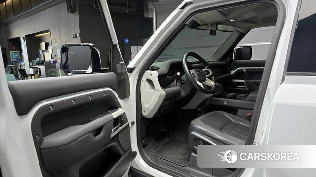 Land Rover Defender (L663) 2020 Белый из Кореи, фото 2