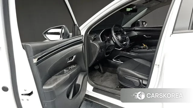 Hyundai Tucson (NX4) 2023 Белый из Кореи, фото 2