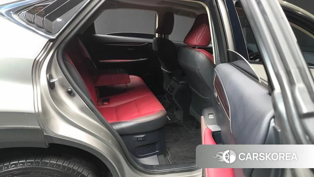 Lexus NX300h 2018 Песочный из Кореи, фото 2