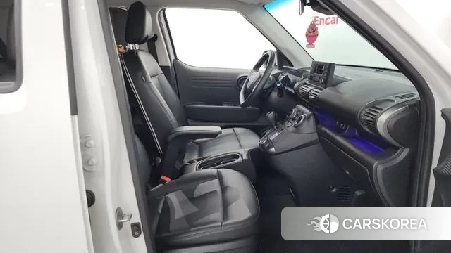 Hyundai Casper 2022 Белый из Кореи, фото 2