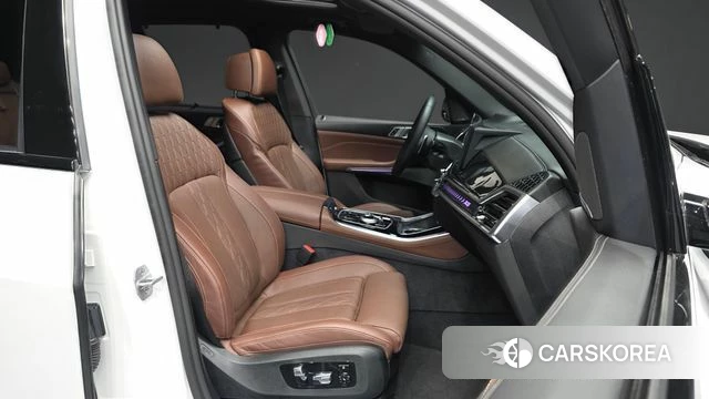 BMW X5 (G05) 2025 Белый из Кореи, фото 2