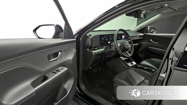 Hyundai Kona (SX2) 2024 Черный из Кореи, фото 2