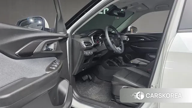 Chevrolet (GM Daewoo) Trailblazer 2021 Белый из Кореи, фото 2