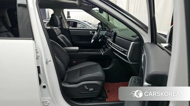 Hyundai Santa Fe (MX5) 2024 Белый из Кореи, фото 2