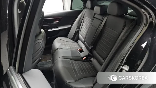 Mercedes-Benz C-Class W206 2024 Черный из Кореи, фото 2