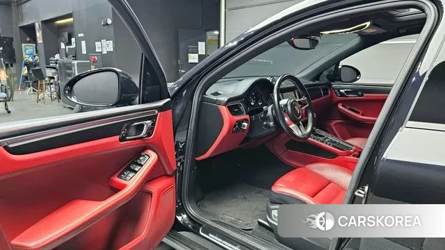 Porsche Macan 2018 Черный из Кореи, фото 2