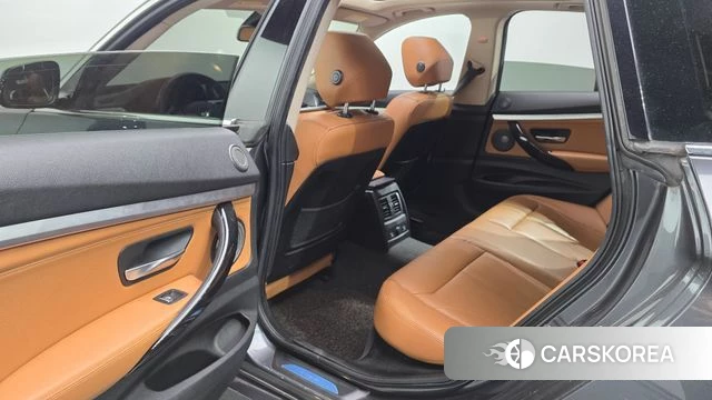 BMW 3 Series GT (F34) 2018 Серый из Кореи, фото 2