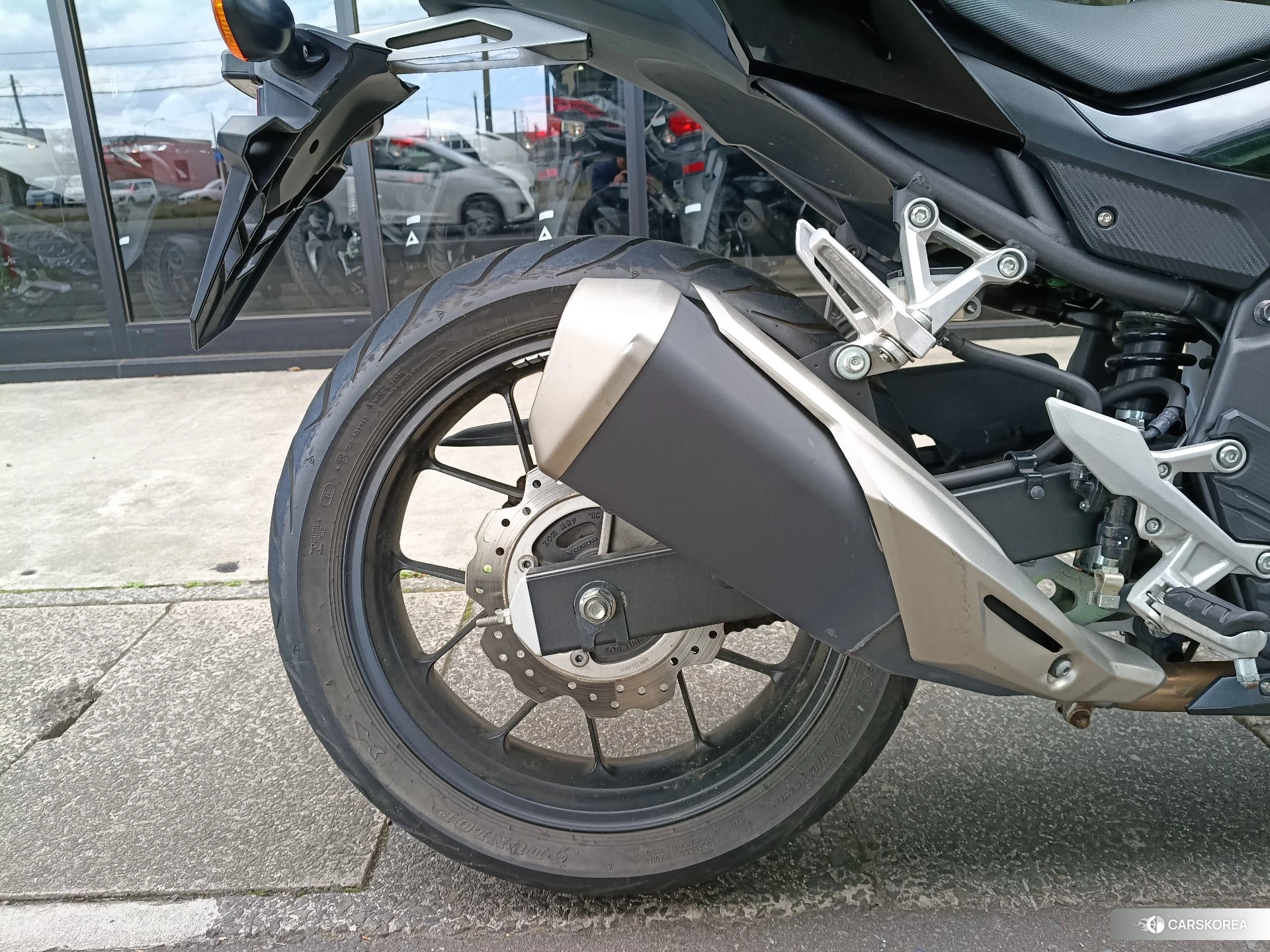 Проданный Honda CBR400R id 3948004 из Японии, фото 2