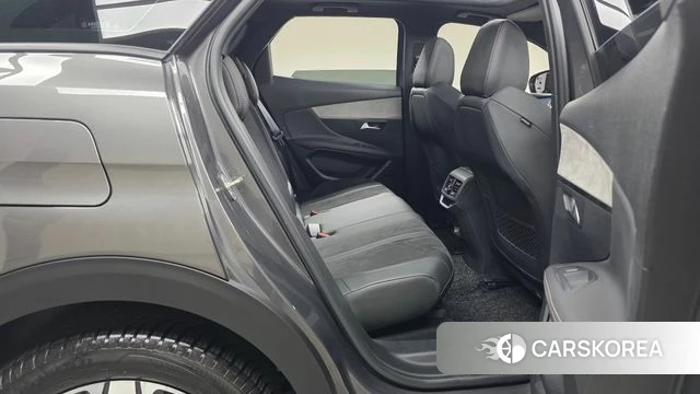 Peugeot 3008 second generation 2021 Серый из Кореи, фото 2