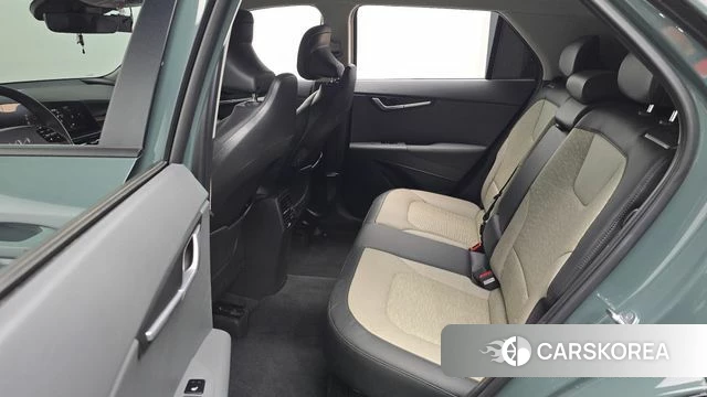 Kia Di Ol Nu Niro 2022 Зеленый из Кореи, фото 2