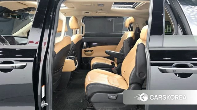 Kia Carnival 4th generation 2021 Черный из Кореи, фото 2