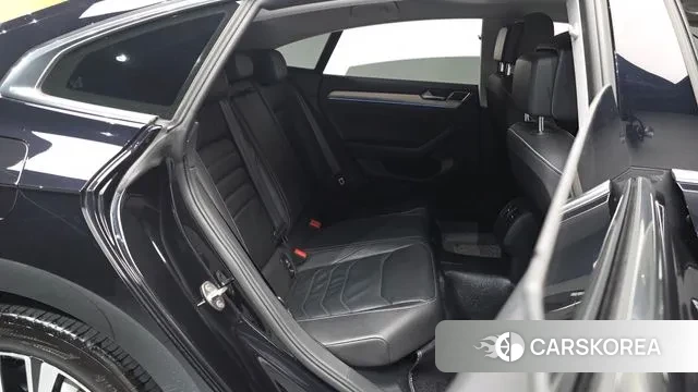 Volkswagen Arteon 2019 Черный из Кореи, фото 2