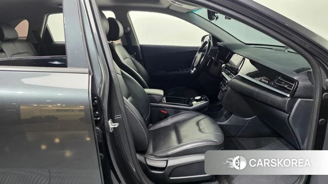 Kia Niro EV 2021 Серый из Кореи, фото 2