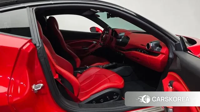Ferrari F8 Tributo 2021 Красный из Кореи, фото 2