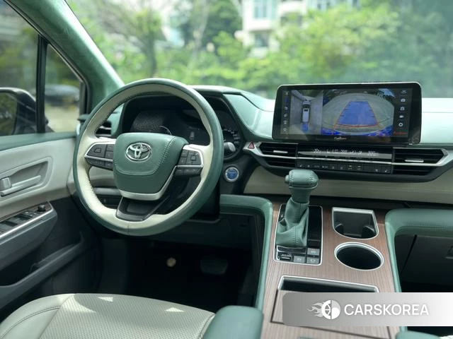 Toyota Saina 2022 Белый из Китая, фото 2
