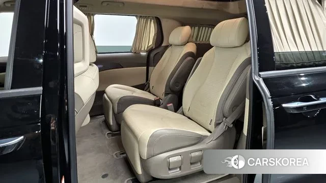 Kia Carnival 4th generation 2022 Черный из Кореи, фото 2