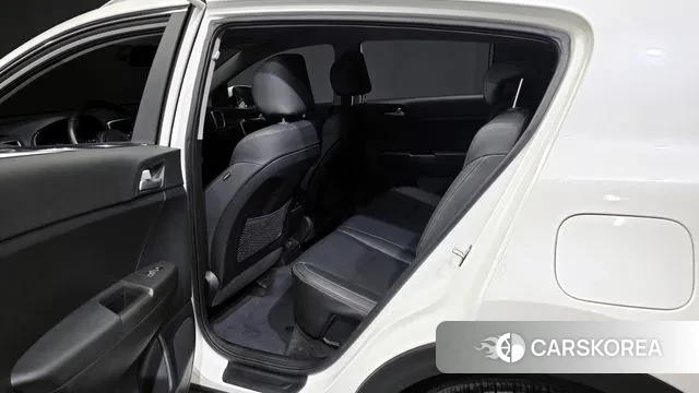 Kia Sportage The Bold 2021 Белый из Кореи, фото 2