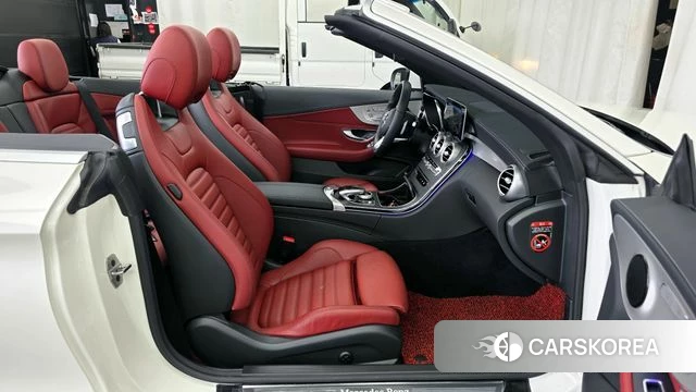 Mercedes-Benz C-Class W205 2023 Белый из Кореи, фото 2