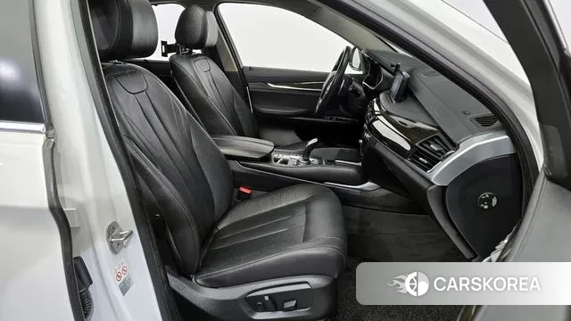 BMW X6 (F16) 2018 Белый из Кореи, фото 2