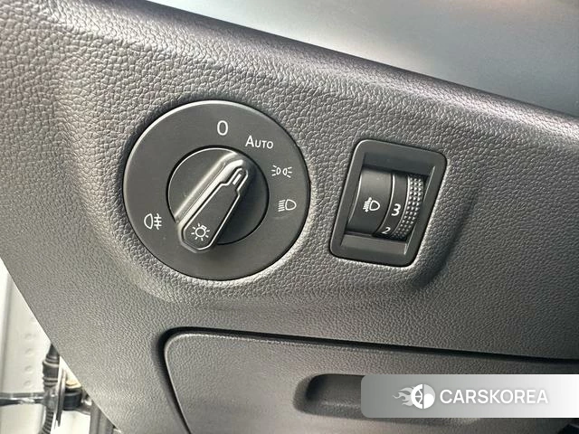 Volkswagen Lavida 2022 Белый из Китая, фото 2