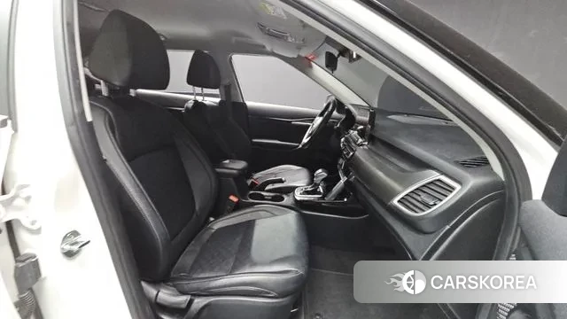 Kia Seltos 2022 Белый из Кореи, фото 2