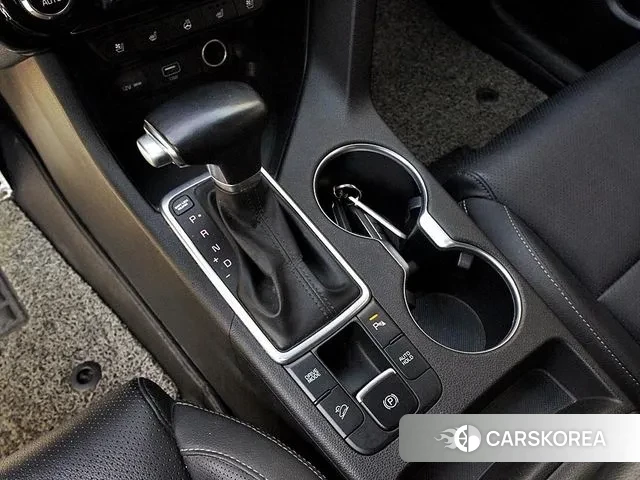 Kia Sportage The Bold 2018 Белый из Кореи, фото 2