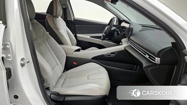 Hyundai Avante (CN7) 2021 Белый из Кореи, фото 2