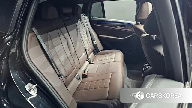 BMW X4 (G02) 2025 Черный из Кореи, фото 2