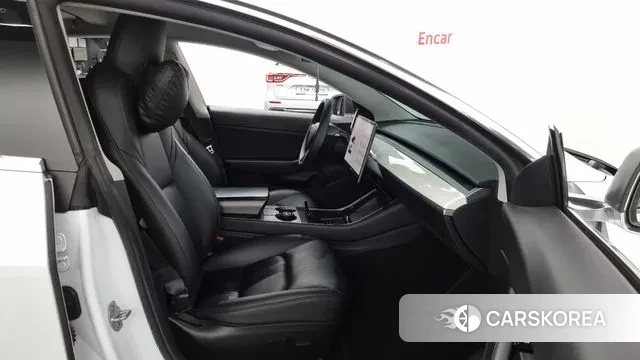 Tesla Model 3 2020 Белый из Кореи, фото 2