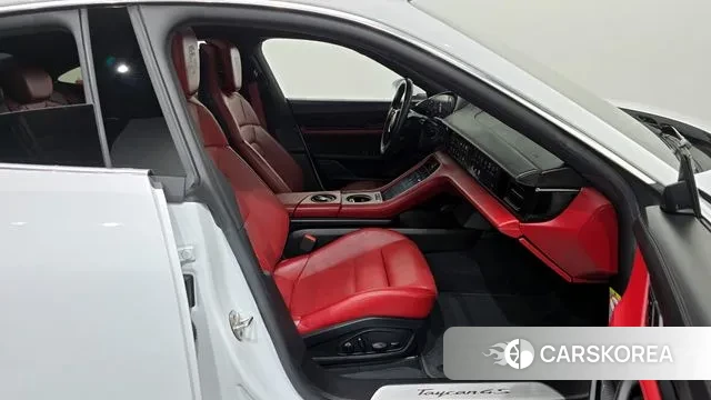 Porsche Taycan 2021 Белый из Кореи, фото 2