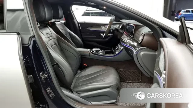 Mercedes-Benz CLS-Class C257 2020 Серебряный из Кореи, фото 2