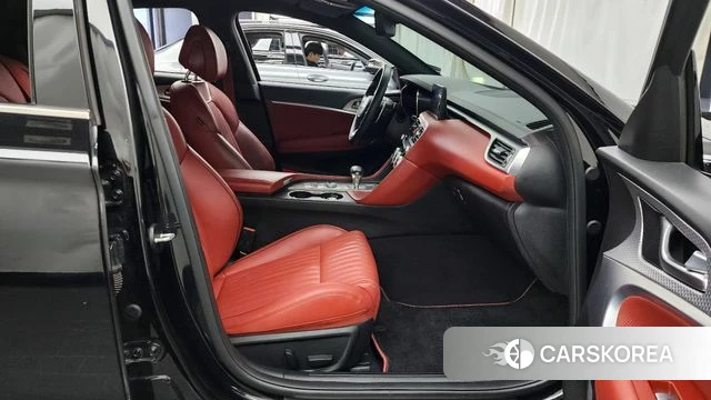 Genesis The New G70 2021 Черный из Кореи, фото 2