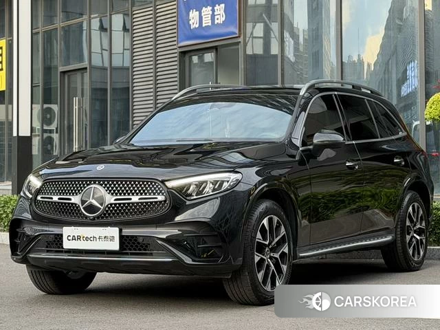 Mercedes-Benz GLC 2024 Черный из Китая, фото 2