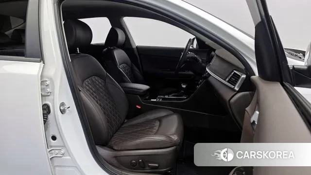 Kia The New K5 2nd generation 2018 Белый из Кореи, фото 2