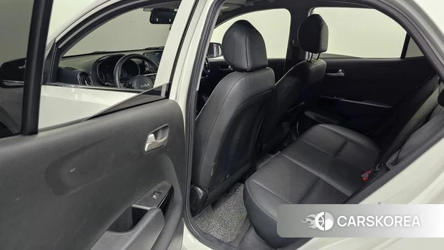 Kia Morning Urban (JA) 2023 Белый из Кореи, фото 2