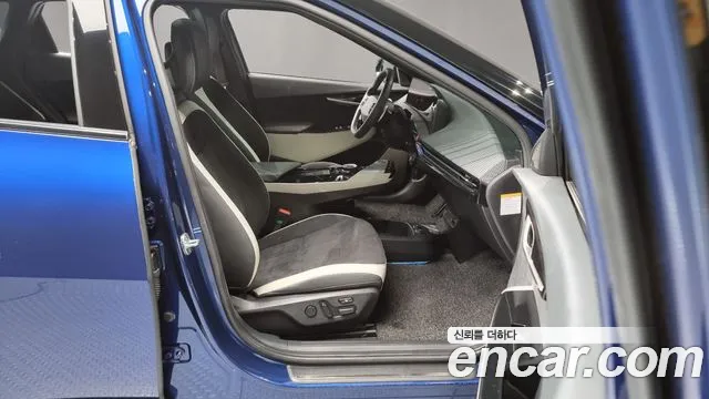 Kia EV6 2022 Синий из Кореи, фото 2