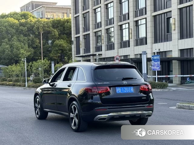 Mercedes-Benz GLC 2021 Черный из Китая, фото 2