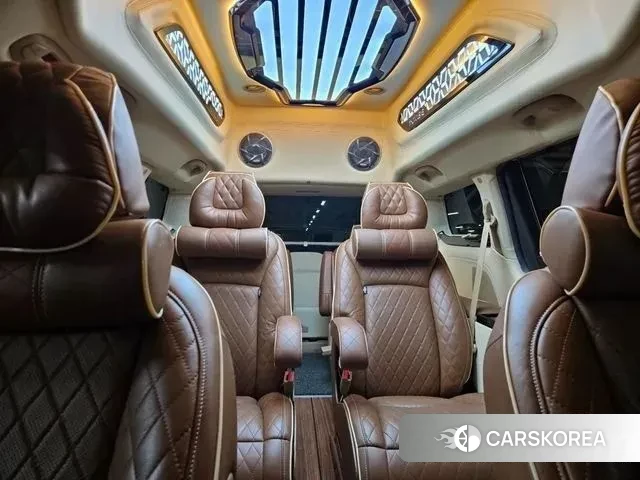 Kia The New Carnival 2019 Белый из Кореи, фото 2