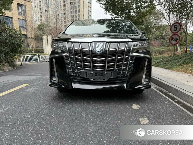 Toyota Elfa 2022 Черный из Китая, фото 2