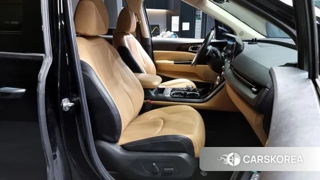 Kia Carnival 4th generation 2020 Черный из Кореи, фото 2