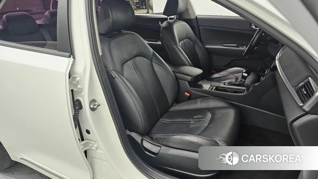 Kia The New K5 2nd generation 2019 Белый из Кореи, фото 2