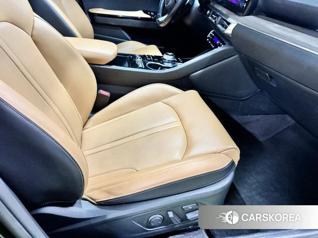 Kia K5 3rd generation 2023 Черный из Кореи, фото 2