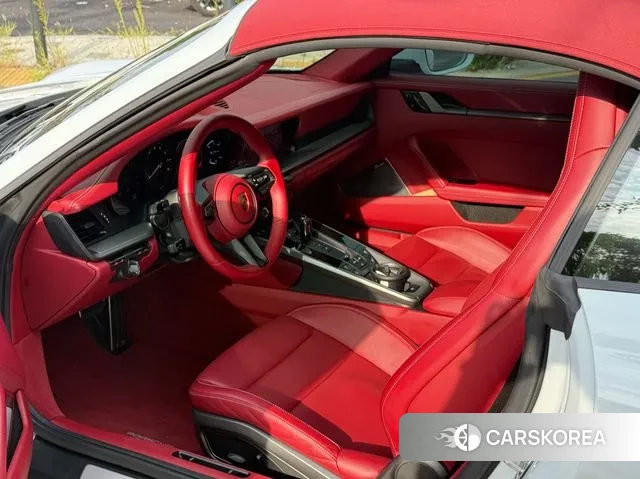 Porsche 911(992) 2021 Белый из Кореи, фото 2