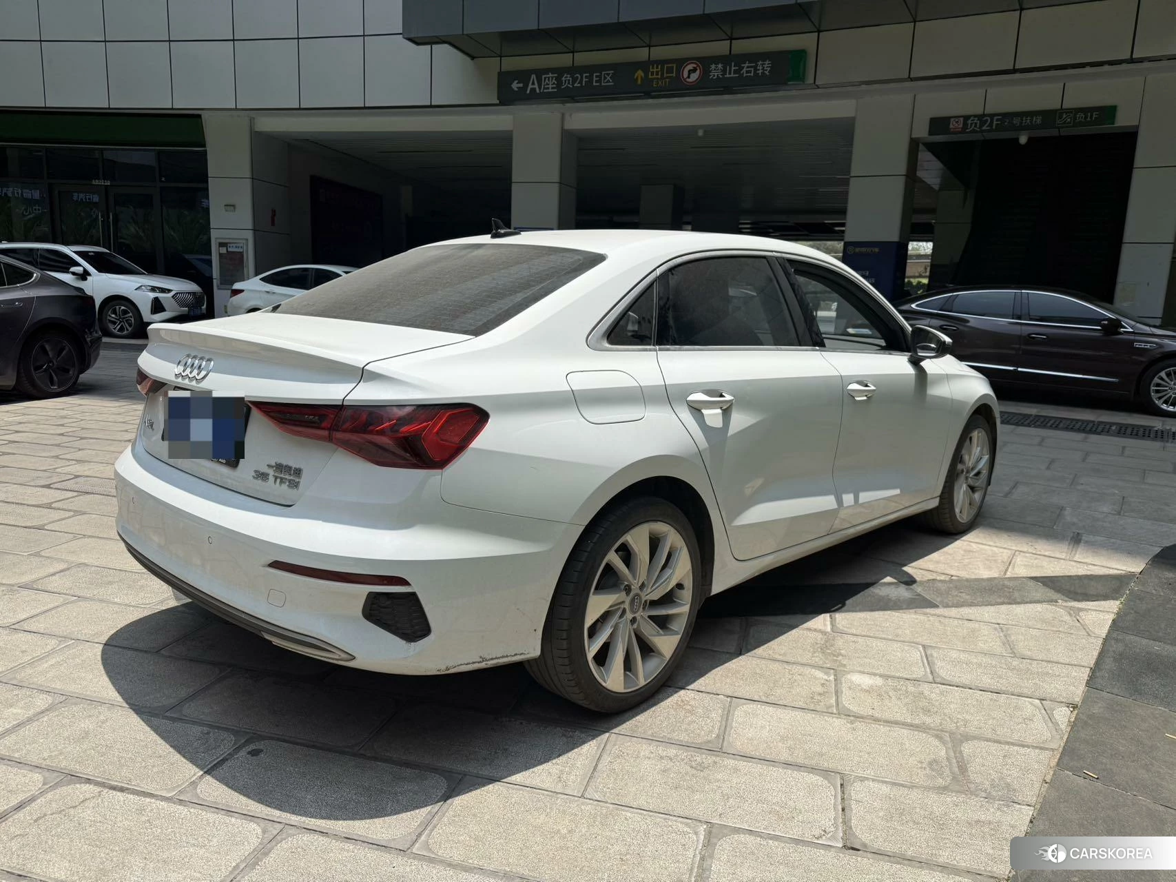 Audi A3 2021 Белый из Китая, фото 2